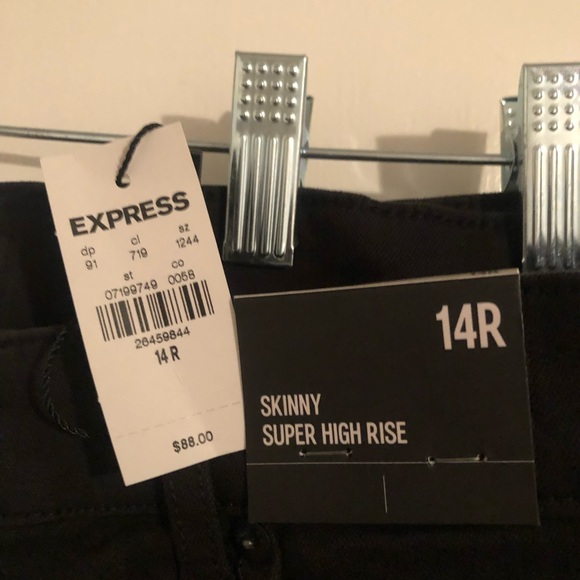 Express Skinny Super High Rise Jeans - Picture 2 of 2